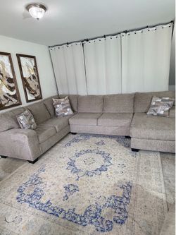 Gray Ashley U shape sectional couch 🛻delivery available