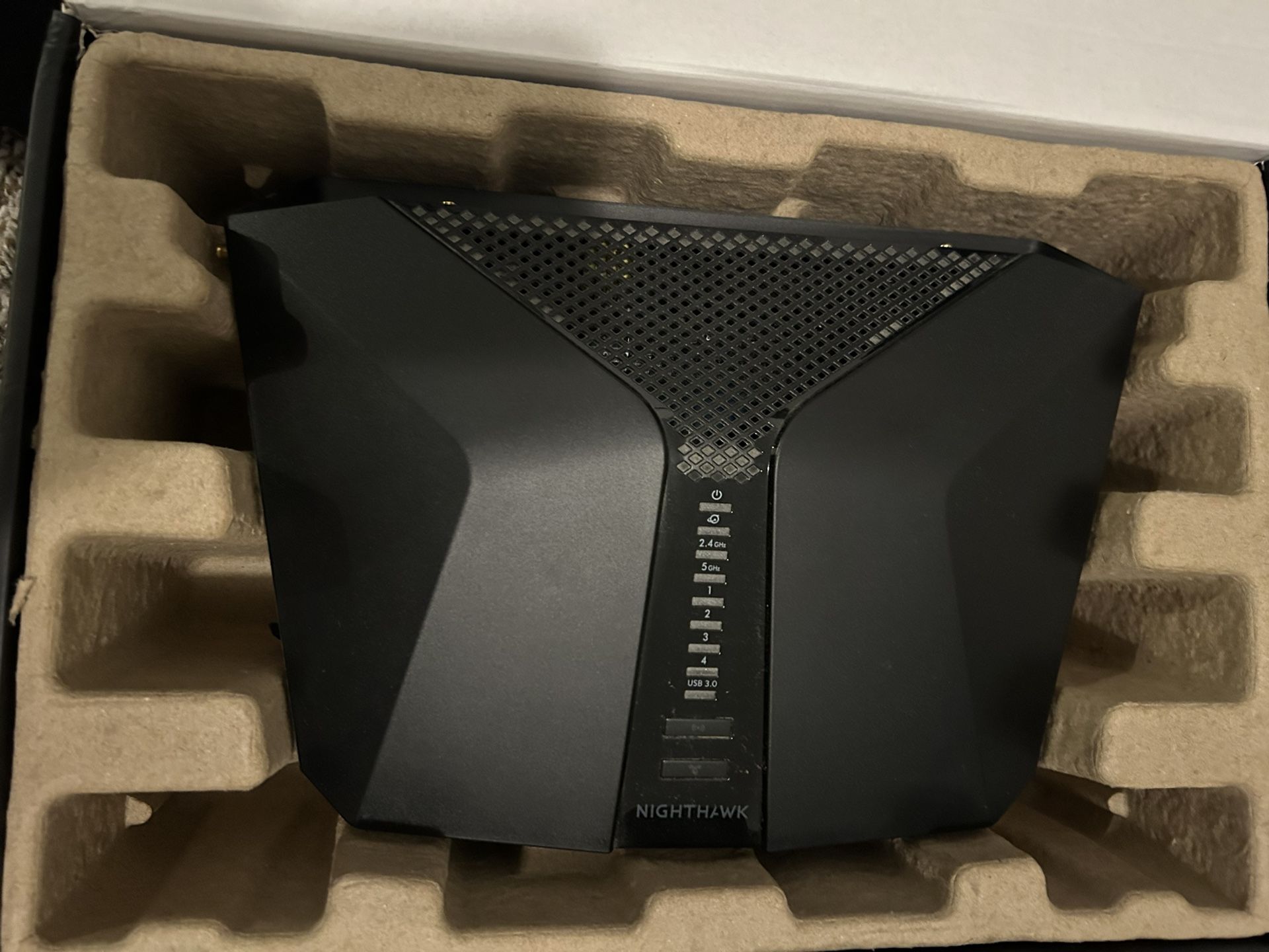 Netgear Nighthawk 5-Stream AX3600 Dual-Band WiFi 6 Router (up to 3.45Gbps) - RAX41