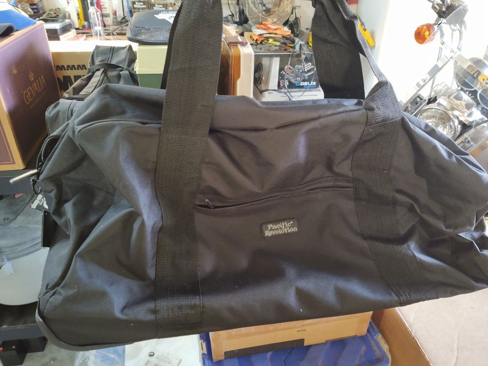 Large Travel Duffel Bag/ Pacific Revolution