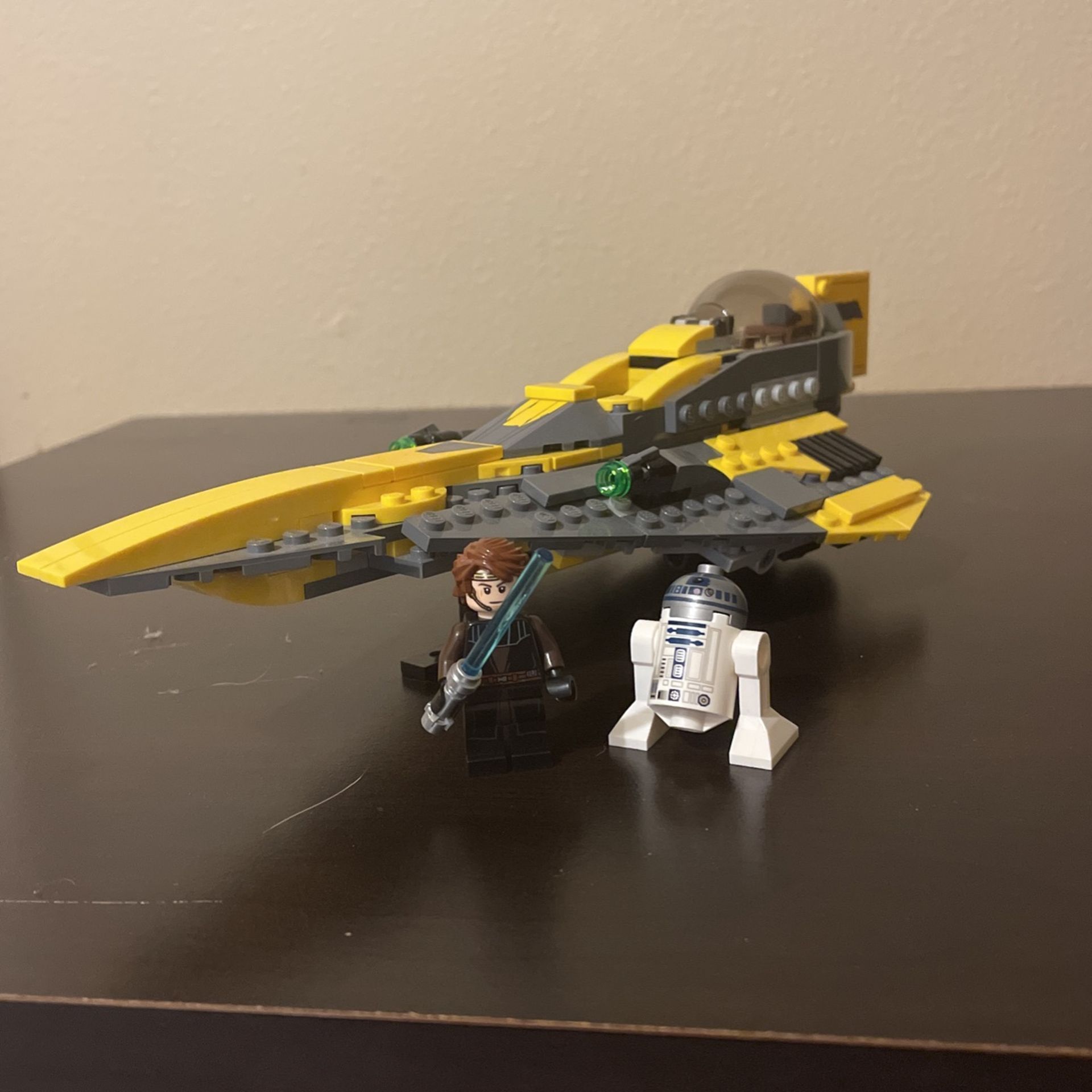 Lego Star Wars Anakin’s Jedi Starfighter