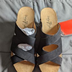 Women's Wedge Sandals Size 6