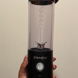 Blendjet Portable Blender for Sale in Portland, OR - OfferUp