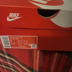 Nike Panda