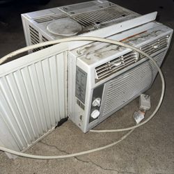 Small Window Air Conditioner 