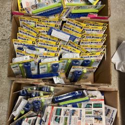 Bulk Lot BulbHead Brush Bone Chew Brush 