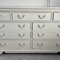 Bedroom set