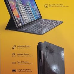 Zagg Messenger Folio 2 For IPad 10th Generation 