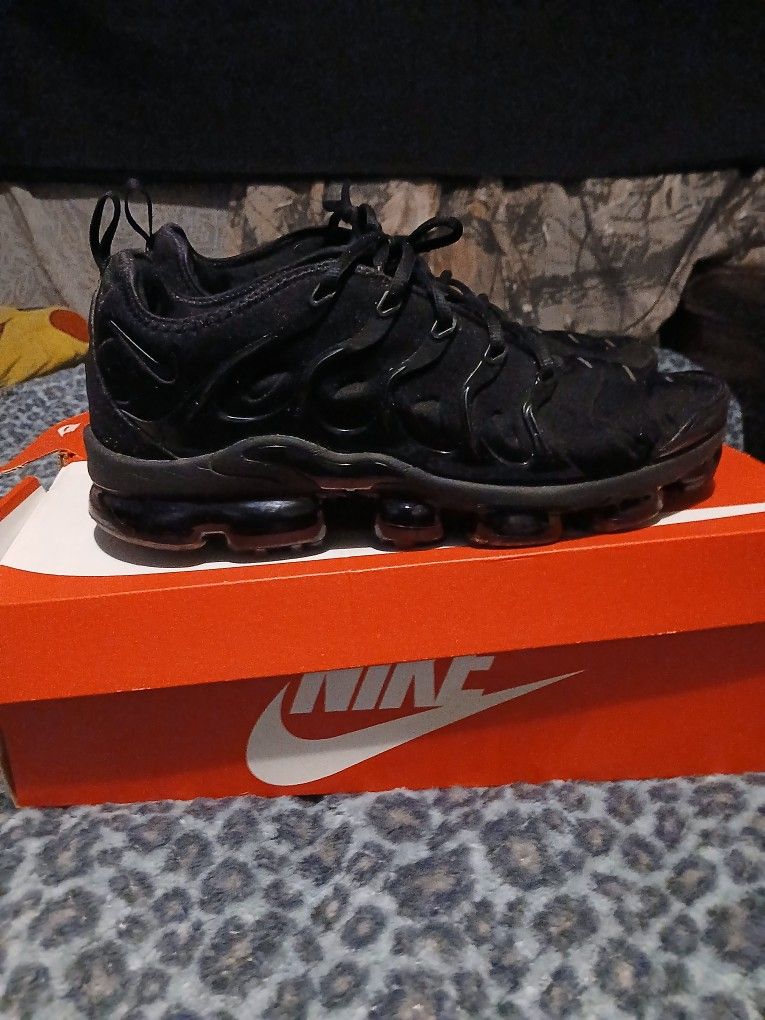 VaporMax Plus Size 11.5