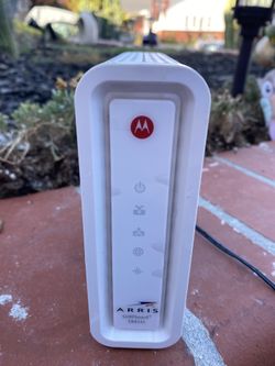 ARRIS - SURFboard 32 x 8 DOCSIS 3.0 Cable Modem - White