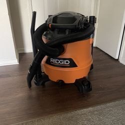 ridged shop vac with detachable blower 