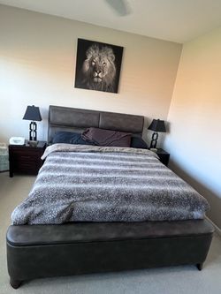 Brown cal king bedroom set everything included
