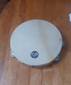 PANDERETA DE CUERO Y MADERA