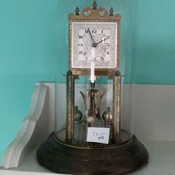 VINTAGE ANNIVERSARY CLOCKS