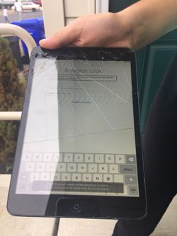 Crack screen locked iPad