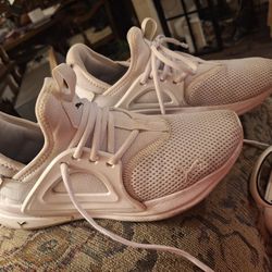 Puma Size 9