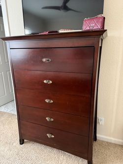 Free dresser