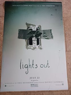 Lights Out - Movie Poster- Advance