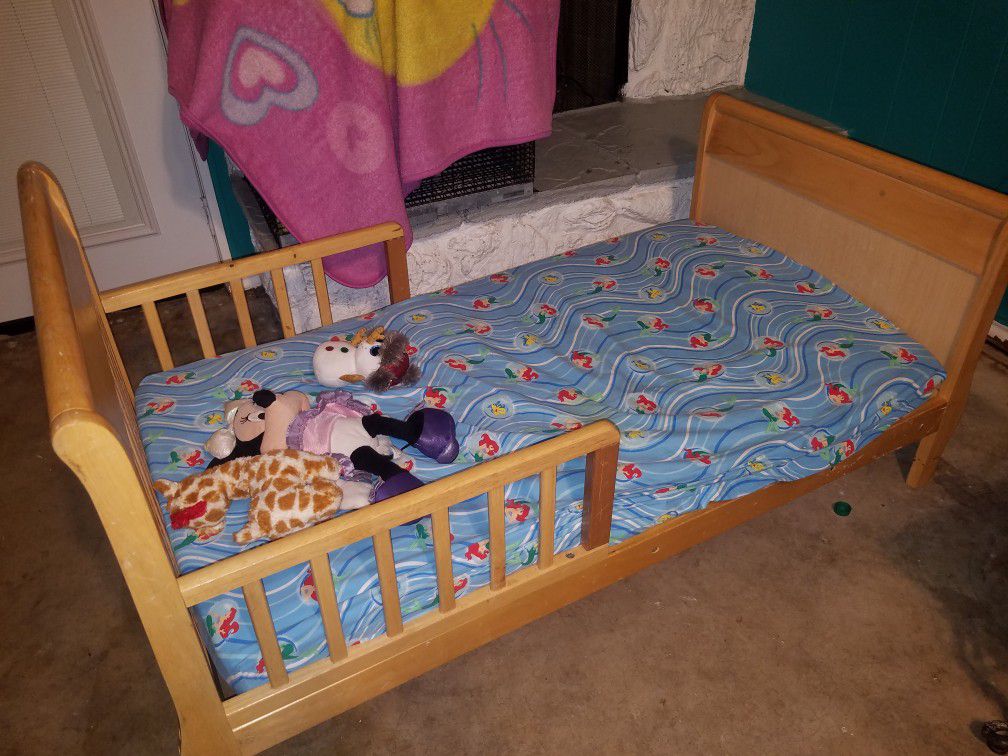 kids bed with mattress