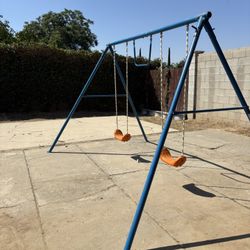 Kids Swing Set
