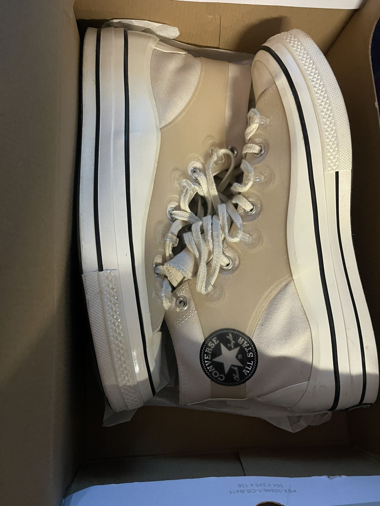 Men’s Size 14 Converse