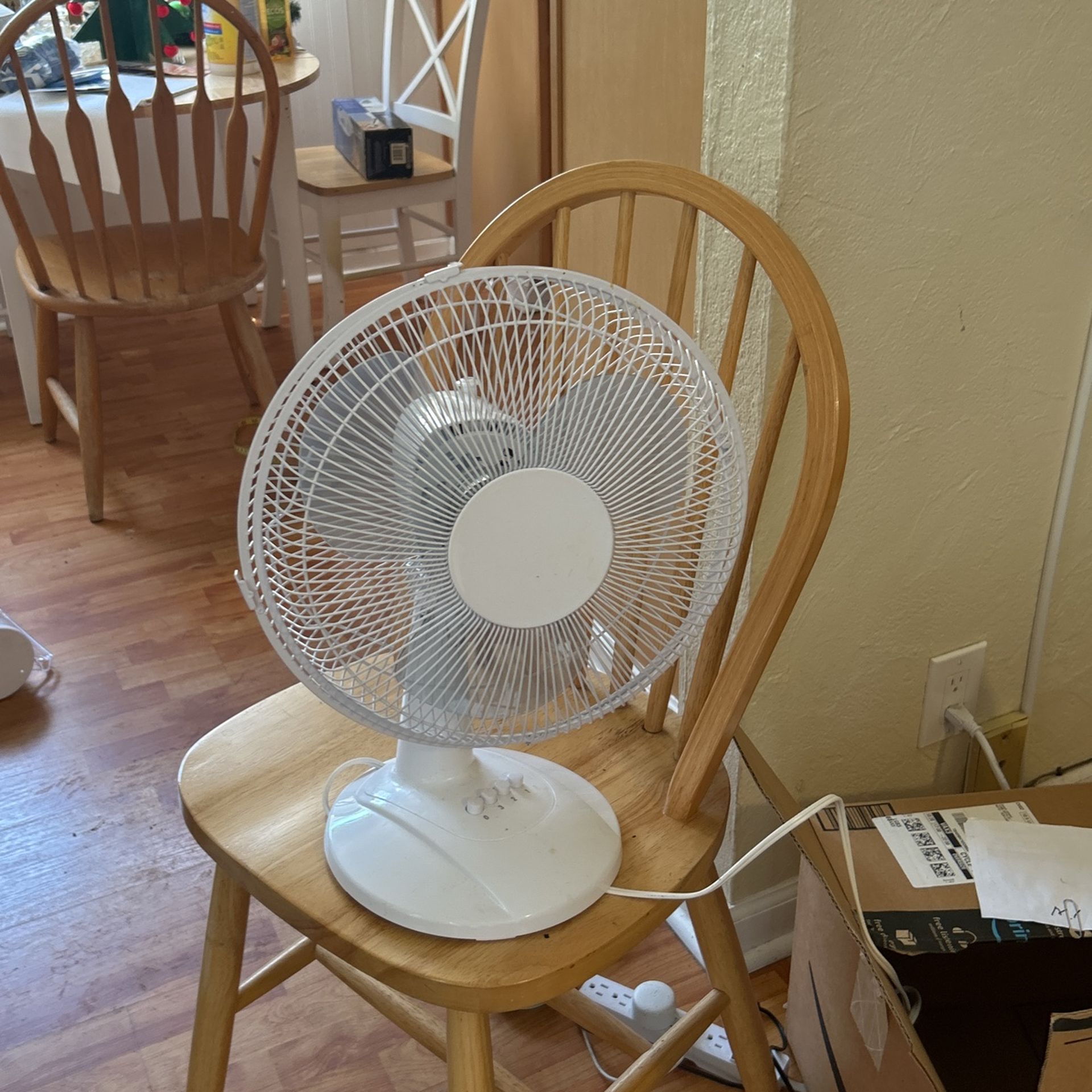 Portal Fan White
