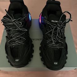 Balenciaga Tracks Led
