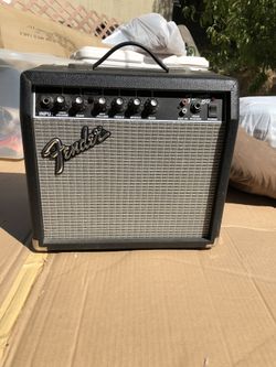 Fender Frontman