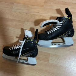 CCM Hockey Hockey Keys, Ice-Skating. Men’s Size 8 