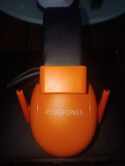 Head phones.