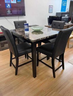 Dinning table with  4 chairs for  sale with free delivery