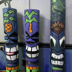 Tikis