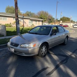2000 Toyota Camry