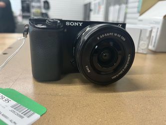 Sony Alpha a6000 Mirrorless Camera
