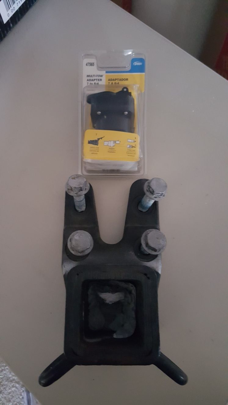 Truck hitch & Tow Adapter
