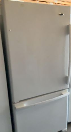 Amana Bottom Freezer  White Refrigerator Fridge

