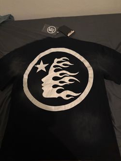 He’ll star tee black n white medium