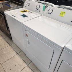 Amana Washer And Dryer Set 