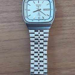 Seiko Type II(contact info removed)0 Square Quartz Watch, White Dial, Stainless Steel Band No8546