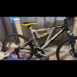 26 Inch Mangoose Bike 