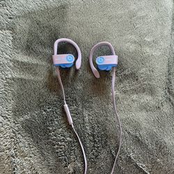 Powerbeats 3