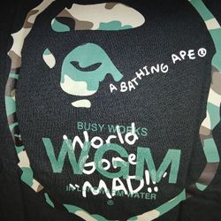 A  BATHING APE -BAPE, WORLD GONE MAD TEE