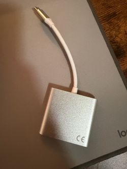 🔌 USB-C Hub / Multiport Adapter — Aluminum, Compact Travel Dock