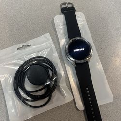 SAMSUNG Galaxy Watch 4 Classic SM-R895 46MM LTE Smartwatch-Silver/Black