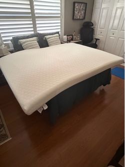 Queen Mattress topper