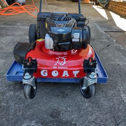 Radio-controlled Lawn Mower 