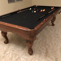 Connelly Pro Pool Table Billiards 