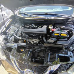 2017 Nissan Rogue – Clean Title – 80,800 Miles