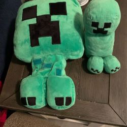 BUNDLE DEAL!! Minecraft Plushies (small and medium creepers)