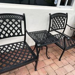 Aluminum patio Set Deep Sitting, Large Chairs And Table
