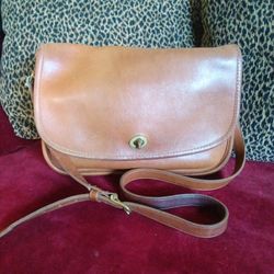 Vintage Coach Crossbody 